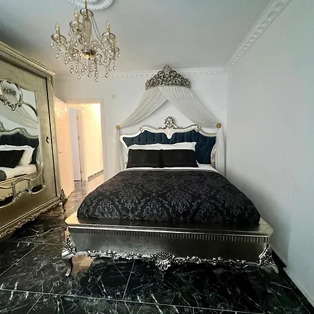 Entire Luxury By The Sea